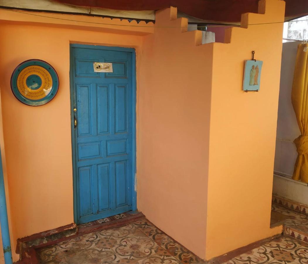 Dar El Pirata Hostel Asilah Esterno foto