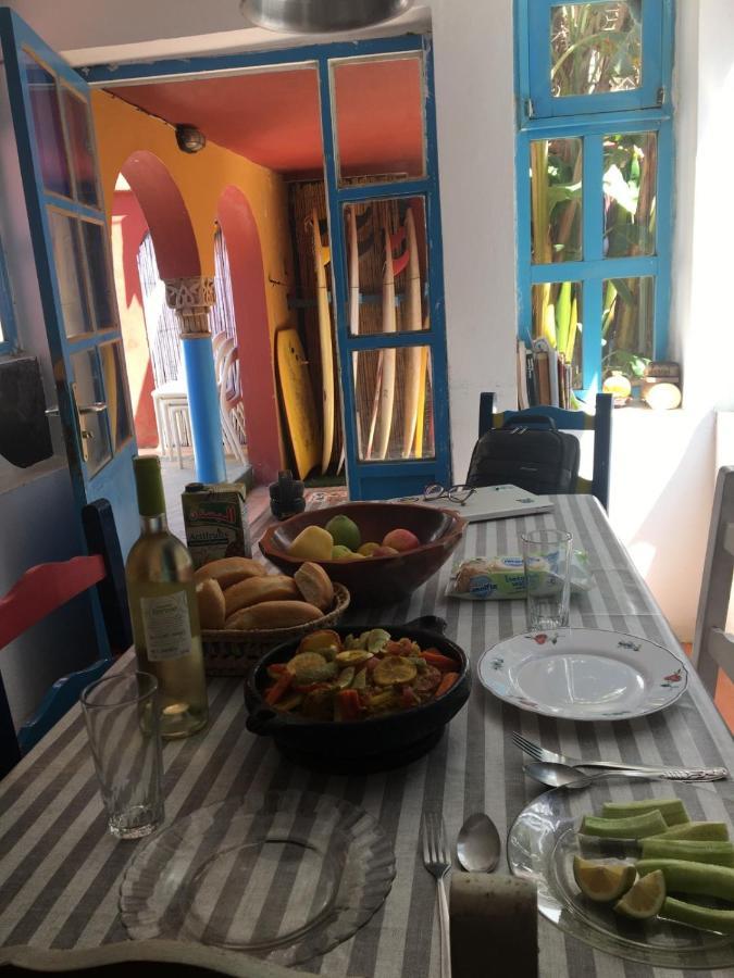 Dar El Pirata Hostel Asilah Esterno foto