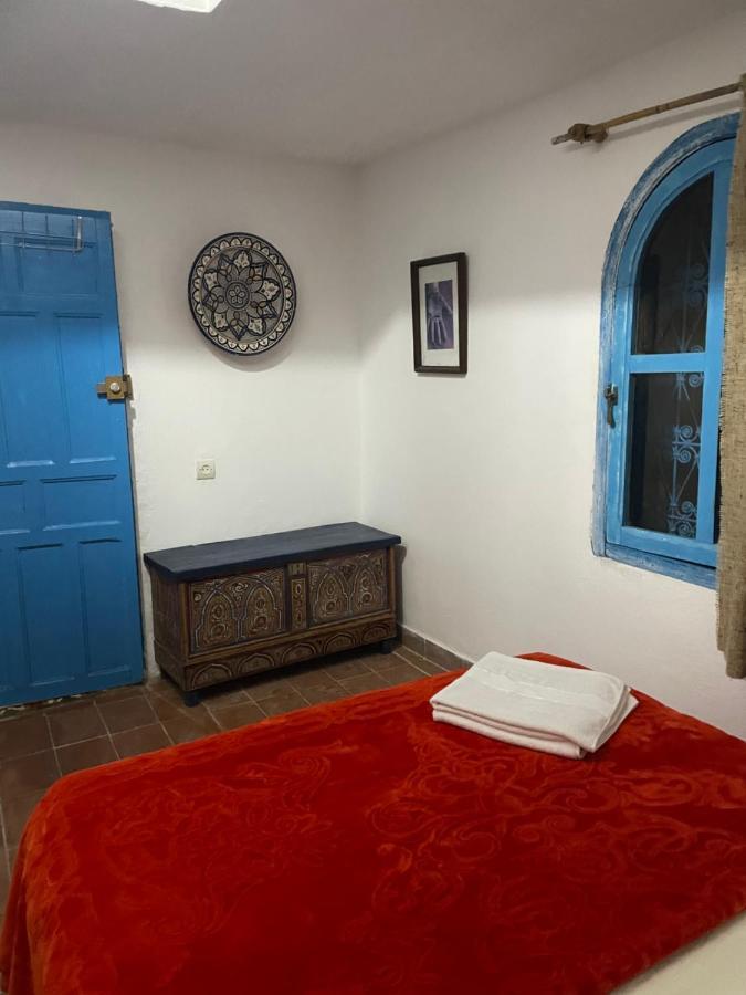 Dar El Pirata Hostel Asilah Esterno foto