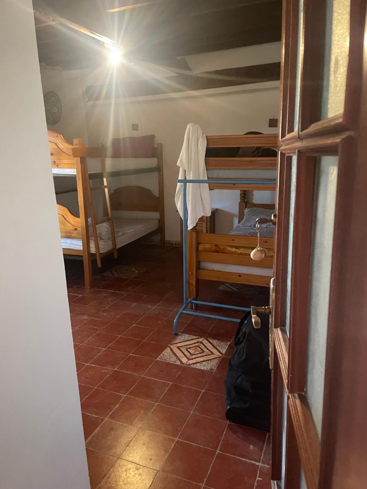 Dar El Pirata Hostel Asilah Esterno foto